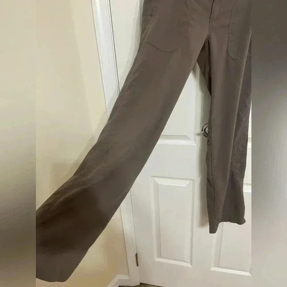 Patagonia Solimar Womens 6 Roll Up Stretch Camping Hiking Pants Beige Khaki SZ S - Picture 2 of 14